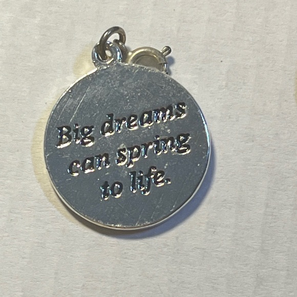 Longaberger Tie On and pin bundle. Bee and fenced garden pins & collectors club - Picture 6 of 8